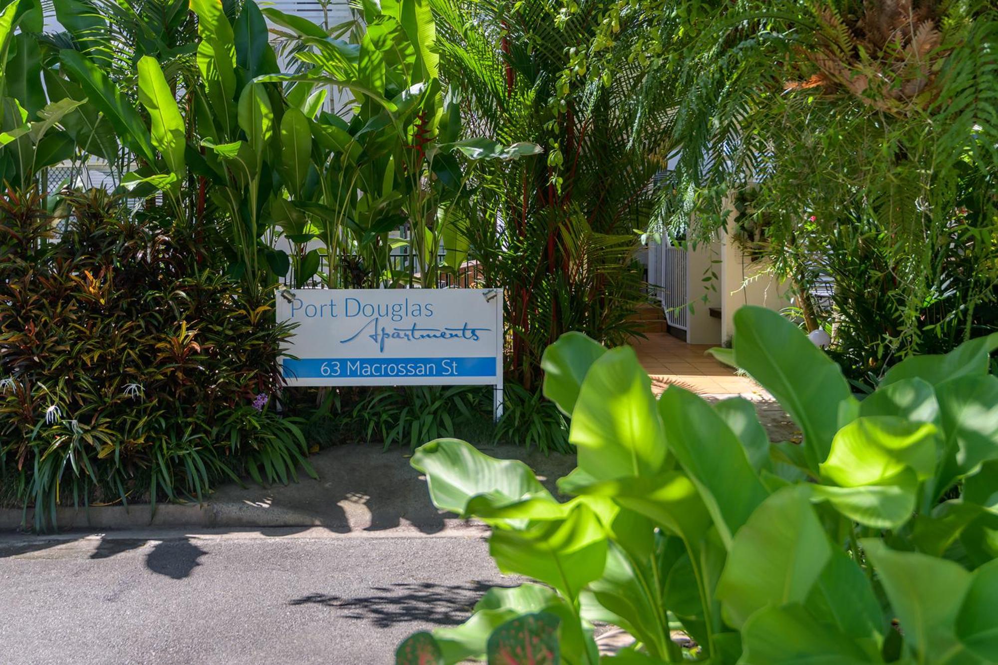 Port Douglas Apartments (Adults Only) Esterno foto